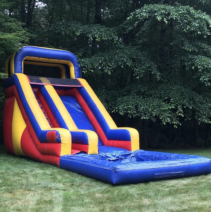 (18ft) L30’x12’xH18’ FREE SETUP AND DELIVERY- WATER SLIDE $300